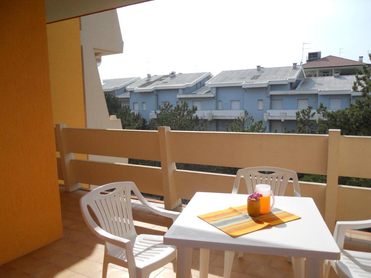 Condominio Carina Bibione Esterno foto
